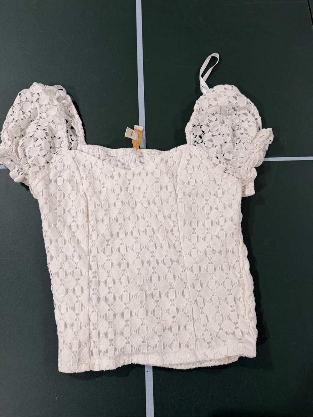 Monteau White Lace Puff Sleeve Crop Top